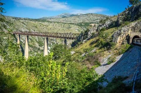 See Mala Rijeka Viaduct image